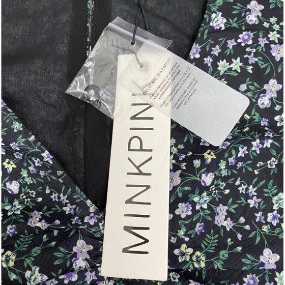 MINKPINK REVOLVE‎ Rivera V Neck Ruched Top in Multi NWT Size M Floral Black - Picture 5 of 12